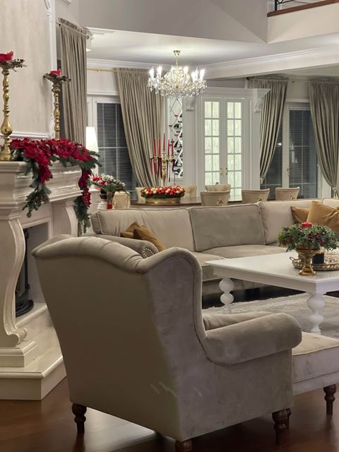 An American Christmas – Festive Home Décor